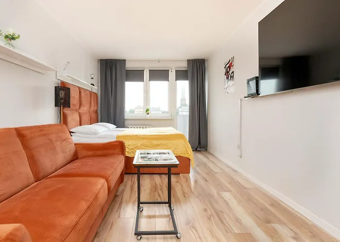 Bright Bema Near Centre By Renters